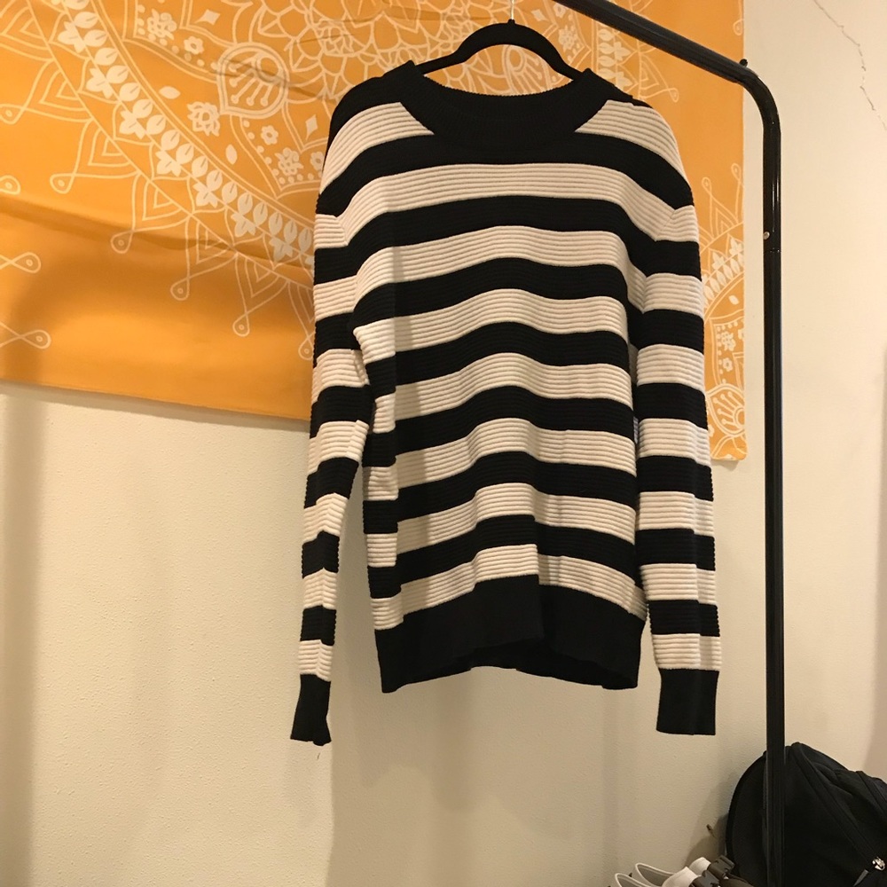 H&M waffle sweater